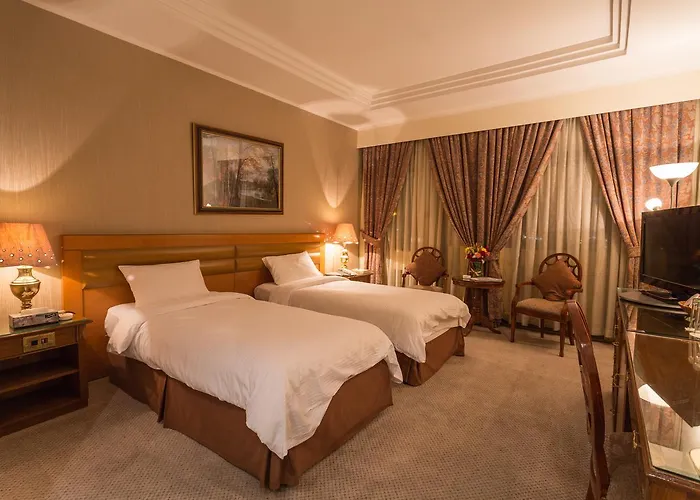 New Park Hotel